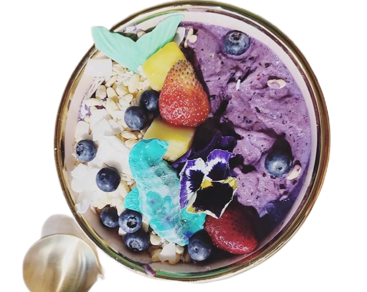 Mermaids dream smoothie bowl